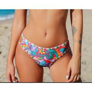 Cupshe Women's Boho Wavy Striped Strappy Cutout Bikini Bottom - NWT - Sz XS